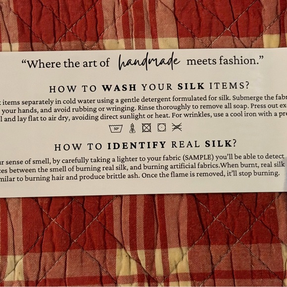 NOCHKA Reversible Mulberry Silk Bonnet with ties Sun and Moon print - Picture 5 of 10